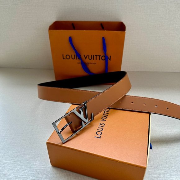 Louis Vuitton belt main image 2